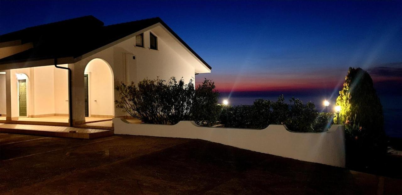 Villa Kiru Vibo Valentia Bagian luar foto