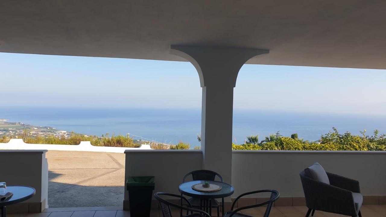 Villa Kiru Vibo Valentia Bagian luar foto